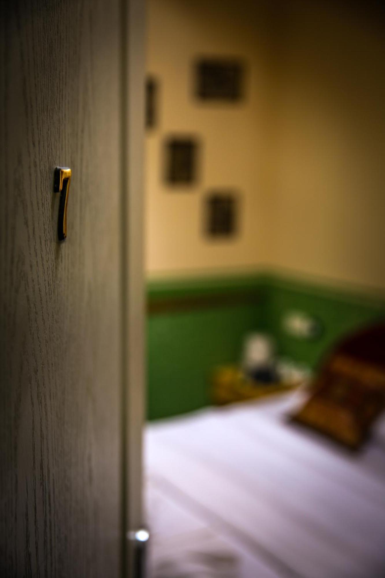 Guesthouse Nia Deluxe Sarajevo Luaran gambar