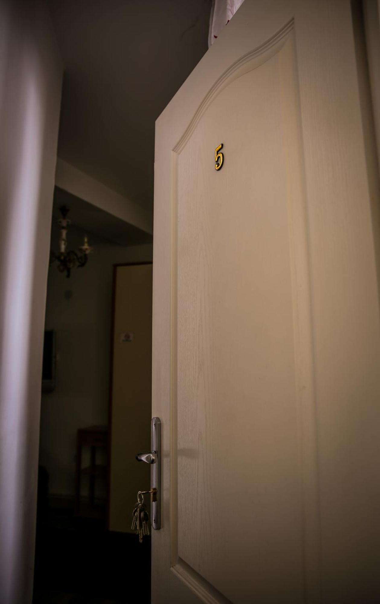 Guesthouse Nia Deluxe Sarajevo Luaran gambar